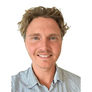 Sean utan bakgrund headshot